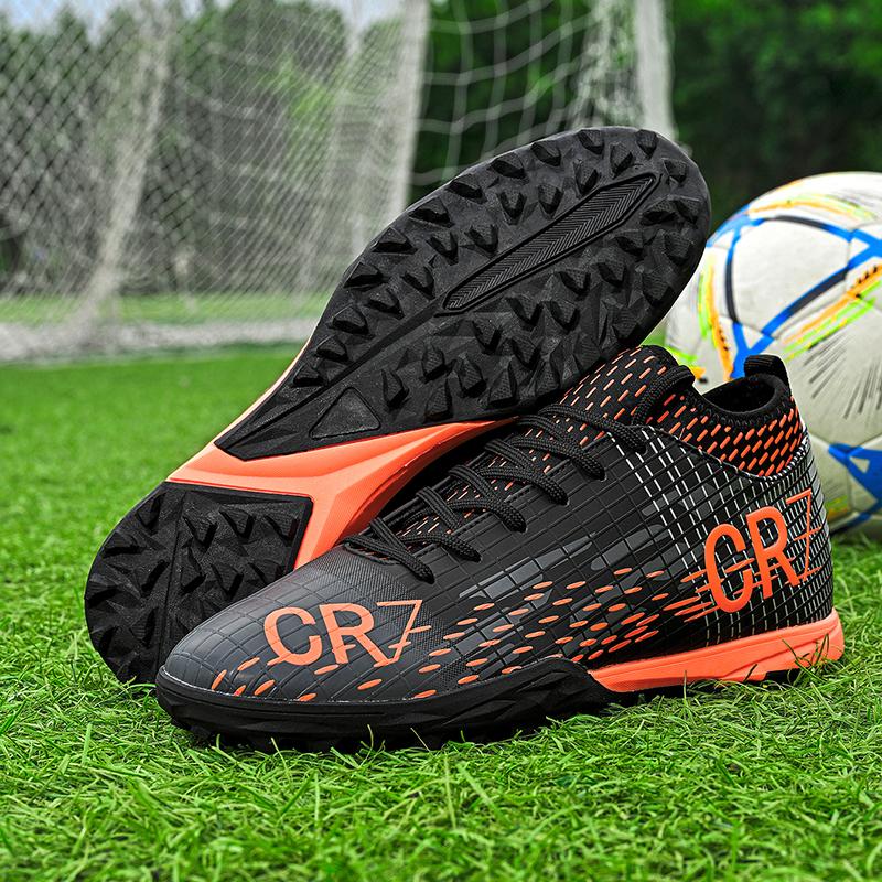 Pro Latest Male Football Footwear Universal Airy Athletic Studs Soccer Kicks Super Anti-Skid Light Outside Soccer Footwear
