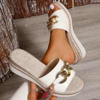 Fashion Wedges Shoes Female Round Toe Women's Slippers 2025 Casual Slippers Women Fashion Metal Decoration Shoes Ladies Platform Sandals