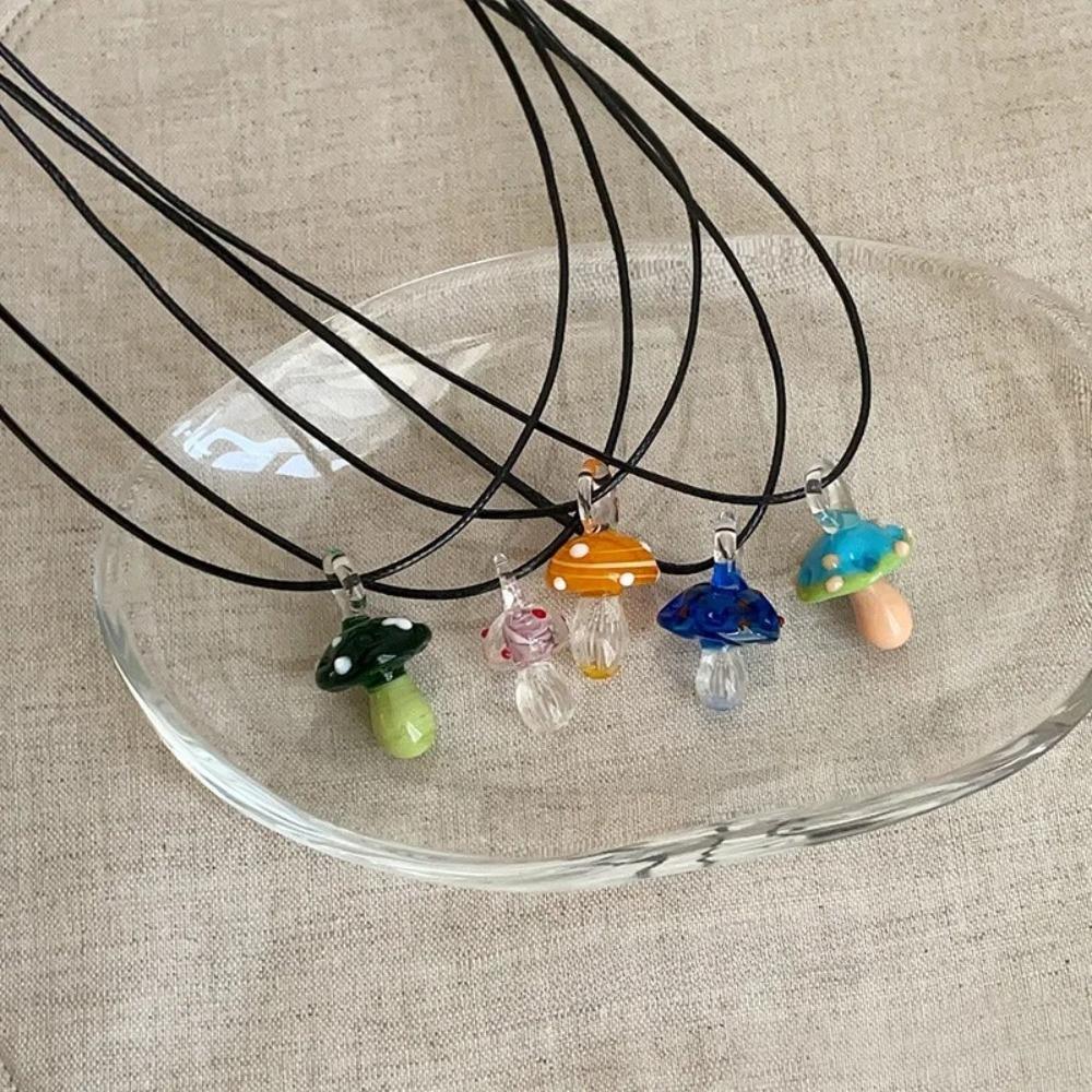 Minimalist Cartoon Color Coloured Glaze Mushroom Pendant Necklace for Women Exquisite Sweet Blacable Black Wax Rope Chain Choker