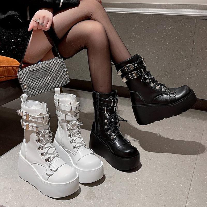 Botas Femininas de Cano Médio Moda Rebite Fivela Estilo Punk Bota Gótica Solado Grosso Botas de Marca Bota de Couro Cosplay Mulheres Bota Plataforma