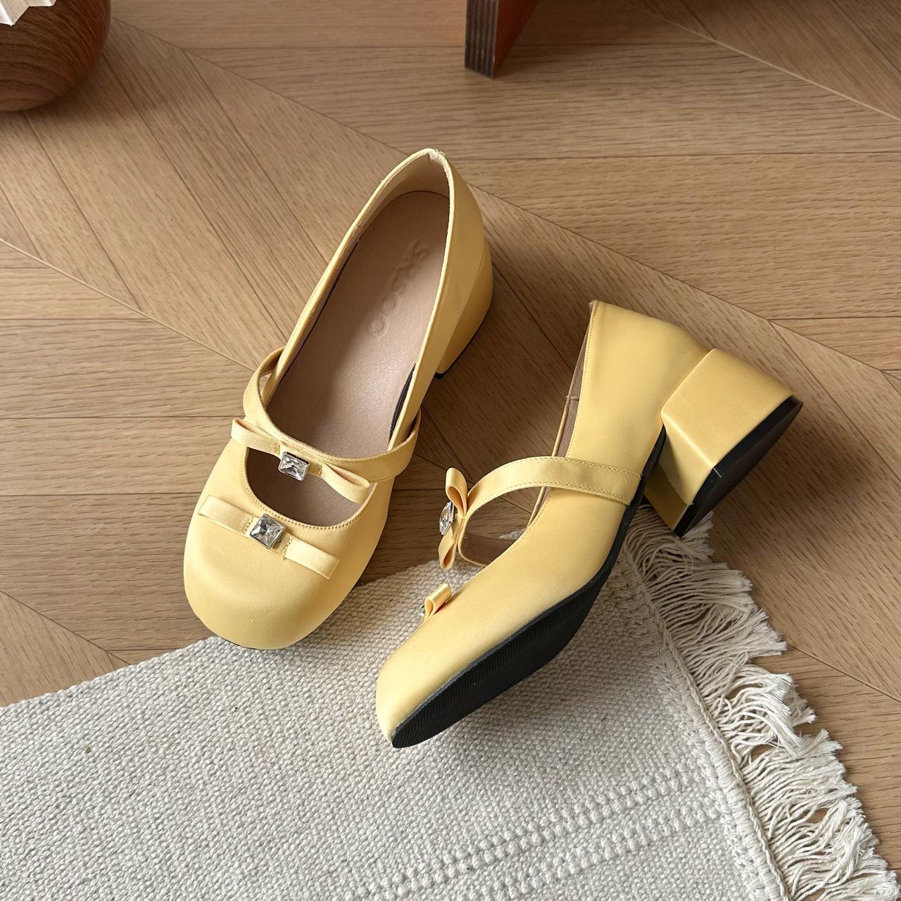 

French with skirt, women s shallow mouth high-heeled single shoes, new spring and summer retro fashion versatile height-increasing Mary Jane shoes 34