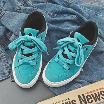 Coppia di scarpe di tela primavera moda retrò uomo donna scarpe piatte traspiranti scarpe sportive casual da strada all'aperto