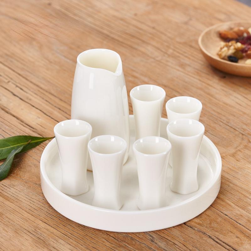 Biały Ceramiczny Zestaw do Wina Zestaw Kieliszków do Białego Wina z Tacą Kieliszek do Wódki Karafka Dozownik do Wina Kielich Piersiówka Naczynia do Picia Pudełko Prezentowe