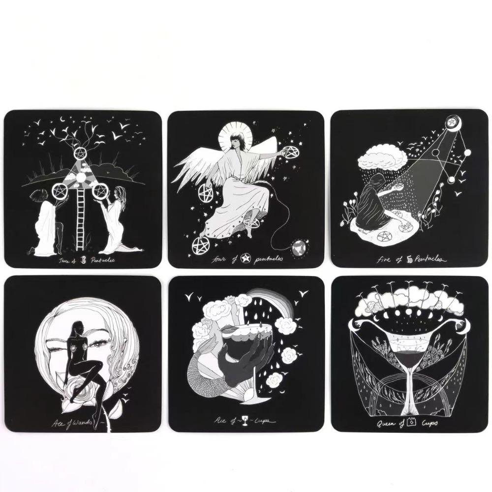 Dunkle Tage Tarot: Ein 78-Karten-Illustrations- und Wahrsagedeck, inspiriert von göttlicher weiblicher Energie, Schwarz-Weiß, 7,5 x 7,5 cm
