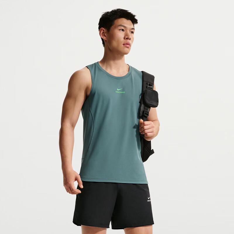 Nike Men s Running & Training Vest L