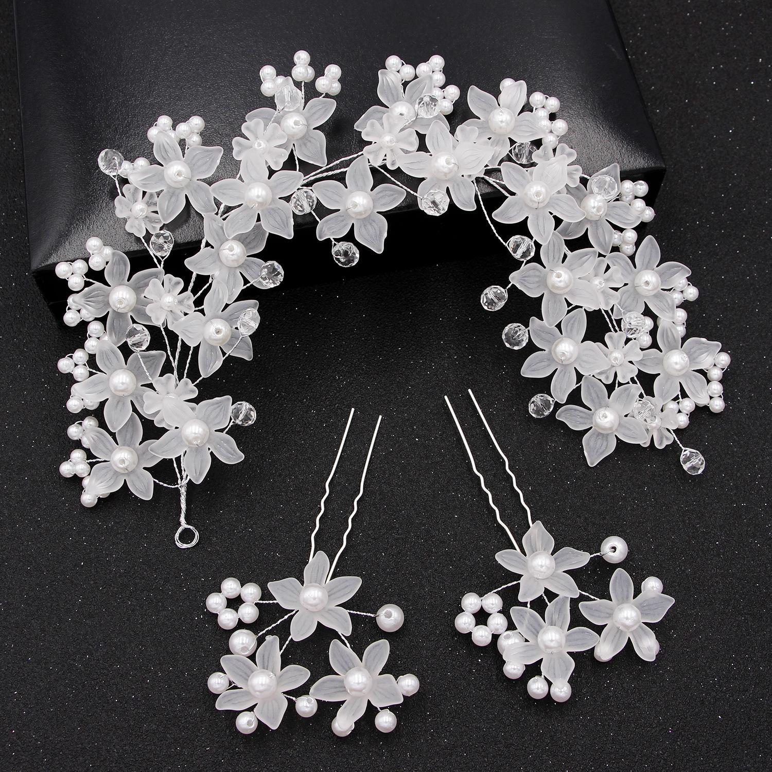 Europe and America Cross Border White Acrylic Frosted Flower Handmade Pearl Flexible Chain Hair Accessories Headdress Hairpin серебряный