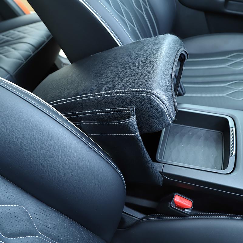 Center Console Leather Armrest Box Cover Pad With Storage Bag For TANK 300 TANK300 2021 Up Car Interior Accessories