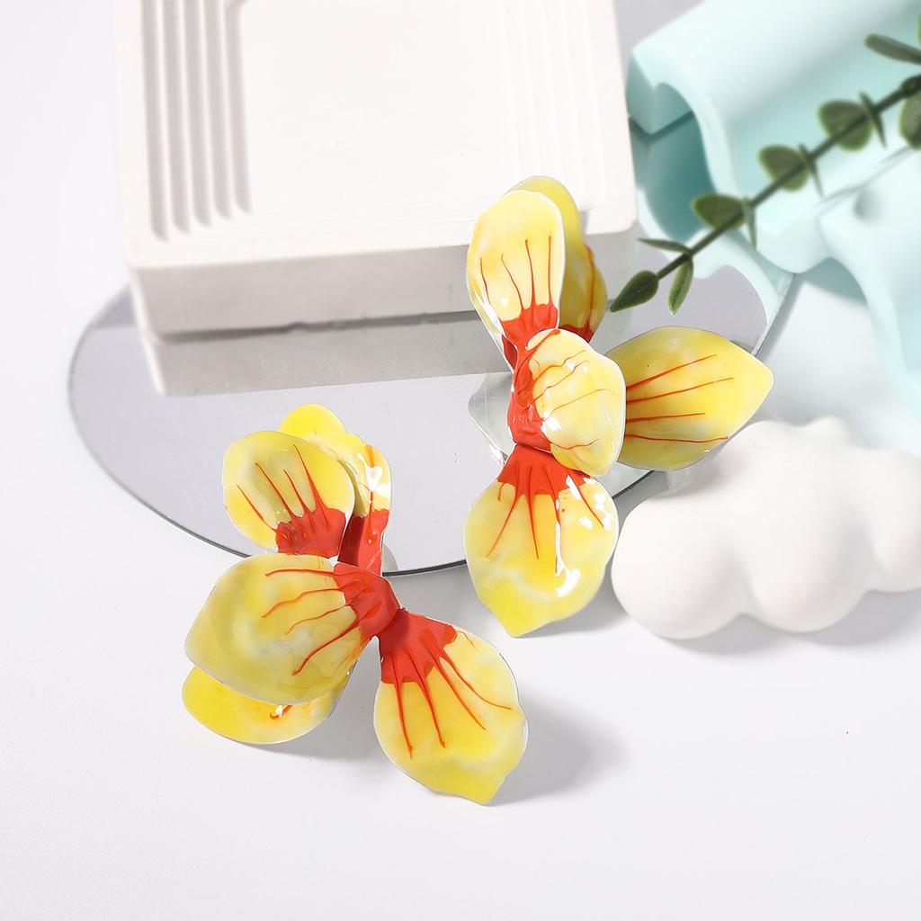 New exaggerated bohemian fashion style enamel dripping oil colored petals flower stud earrings atmospheric versatile