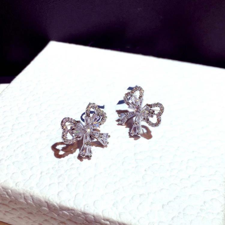 

Серьги-бантики Super Fairy, женские, простые, полностью сверлящие, холодные, воздушные, красные, маленькие серьги