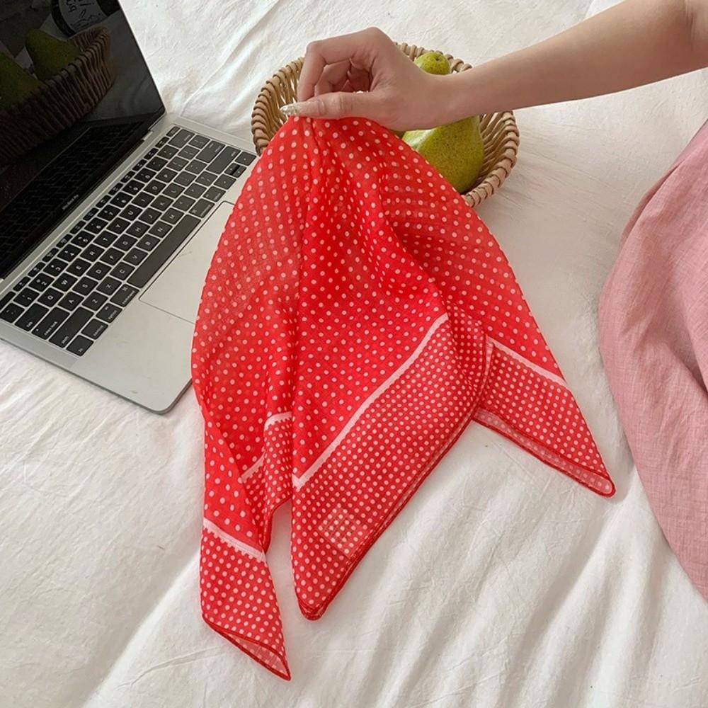 Fresh And Simple Women's Scarf Korean-style Artistic Headscarves Trendy Small Square Scarves