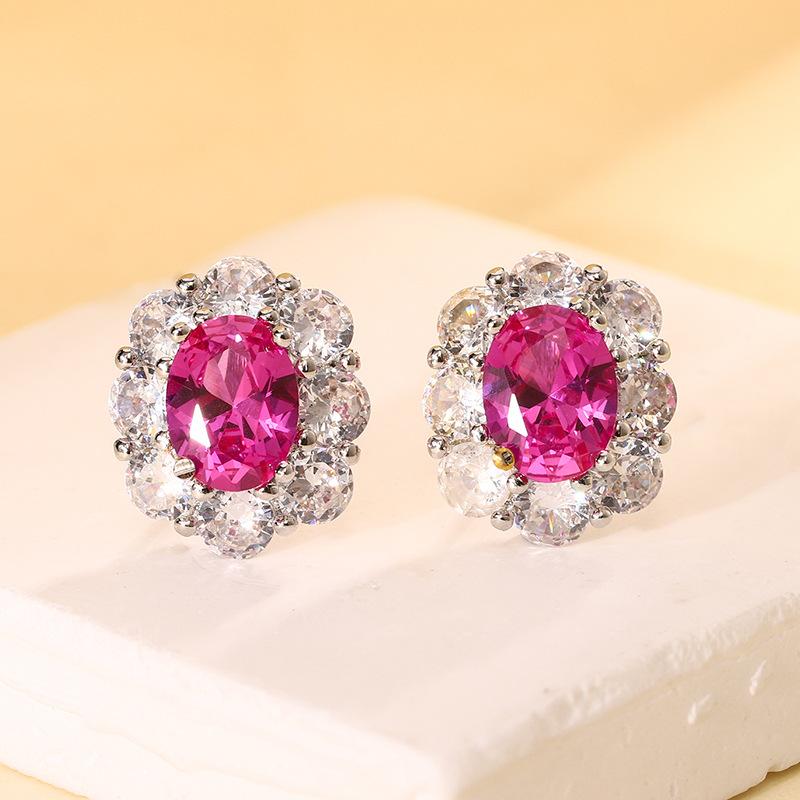 Jewelry Copper Bottom Gold-Plated Simulation Red Corundum Retro Temperament Three Sets 8 * 10-6 * 8