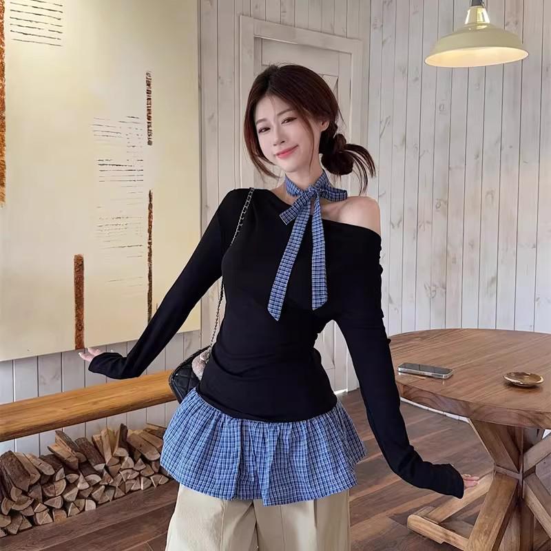 Korean Style Faux Two-Piece Long-Sleeve Women's Top, Early Spring 2026, Elegant and Unique Base Layer for Petites