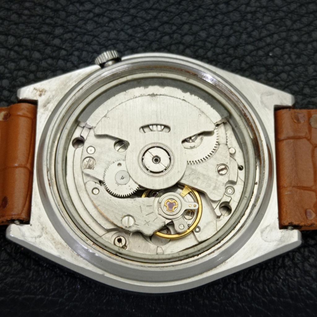 JAPAN VINTAGE SEIKO 5 AUTOMATIC 7019A MENS SILVER COLOR DIAL WATCH a700593-5
