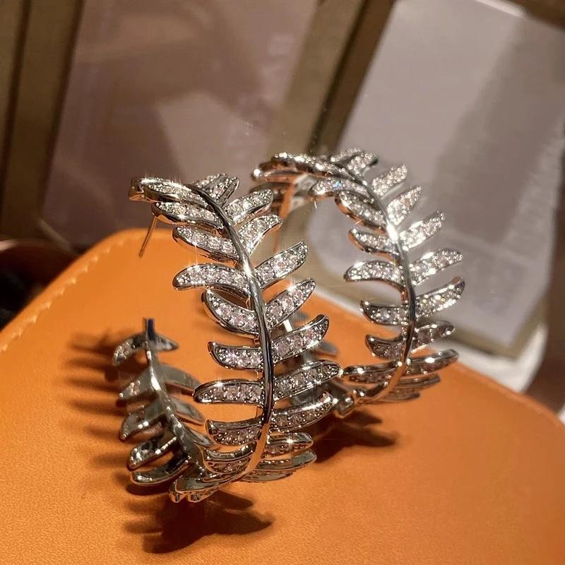 Huitan Attractive Leaf Hoop Earrings with Dazzling Cubic Zirconia Female Modern Charming Accessories Exquisite Jewelry for Party