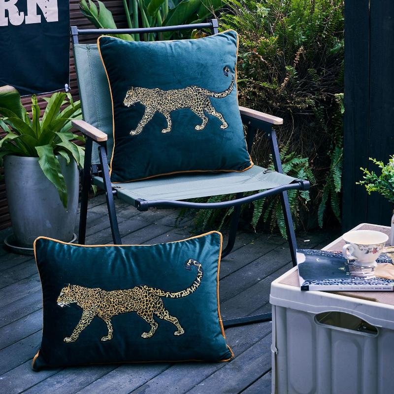 Bestickter Kissenbezug Baumwolle 45x45cm Tierstil Dekokissenbezug für Wohnzimmer Luxuriöse Heimdekoration