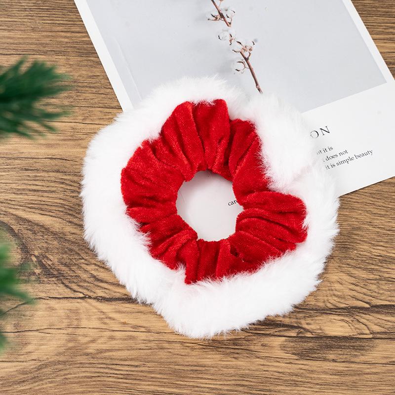 

Red Sequin Velvet Bow Scrunchie with White Plush Trim - Christmas Hair Accessory червоний