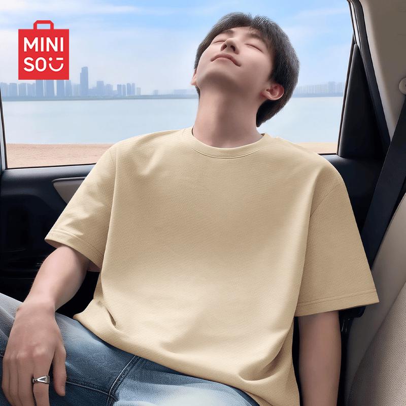 

MINISO Men s Quick-Dry Breathable Short Sleeve T-Shirt 4XL