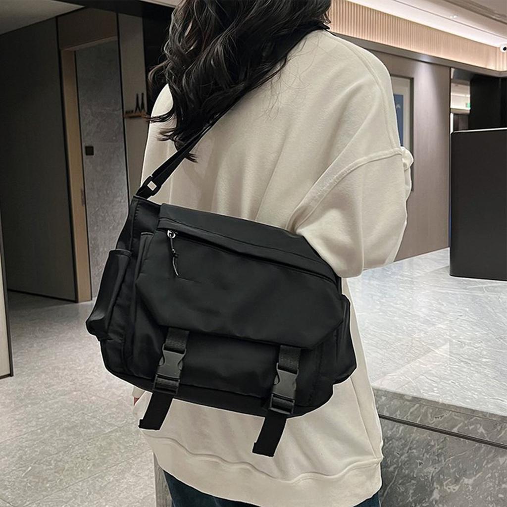 Umhängetasche für Herren Damen Klappbare Messenger Bag Nylon Leichtgewicht Lässige Schulter-Messenger-Tasche Große Kapazität Schwarz