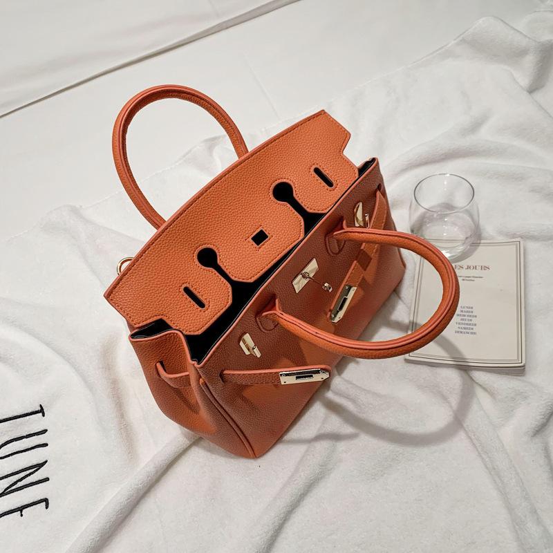 Red bag women`s portable bridal bag