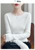 Round Neck Loose Fit Sweater with Seamless Knitting Technology - Comfortable and Slimming Design.