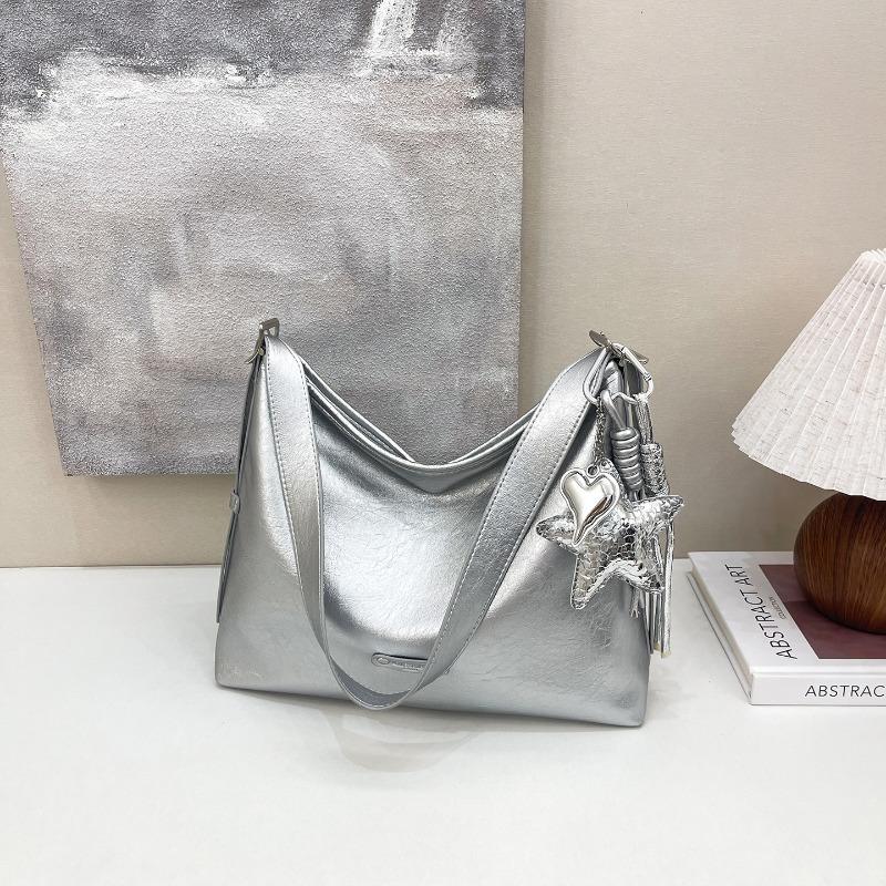 Popular Large-capacity Dumpling Bag Women's New Simple and Versatile Shoulder Messenger Bag Commuter Bag