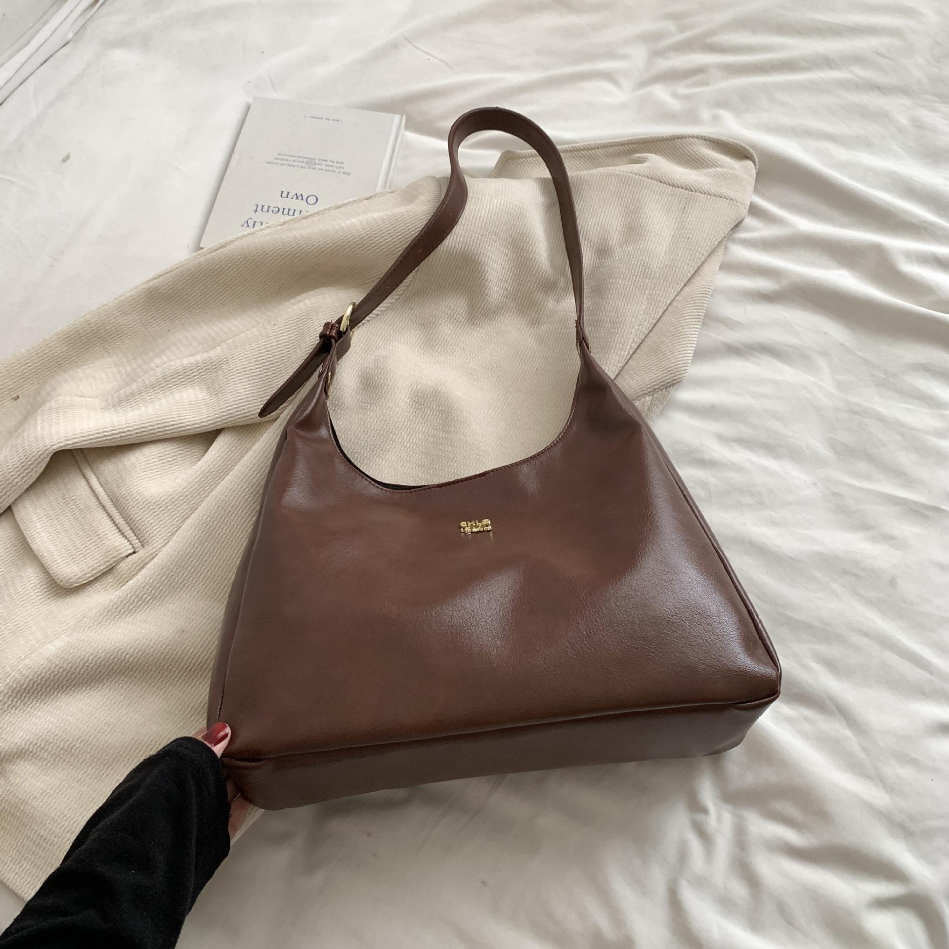 

Maillard retro fashion versatile tote bag women s 2025 new niche high-end textured shoulder bag