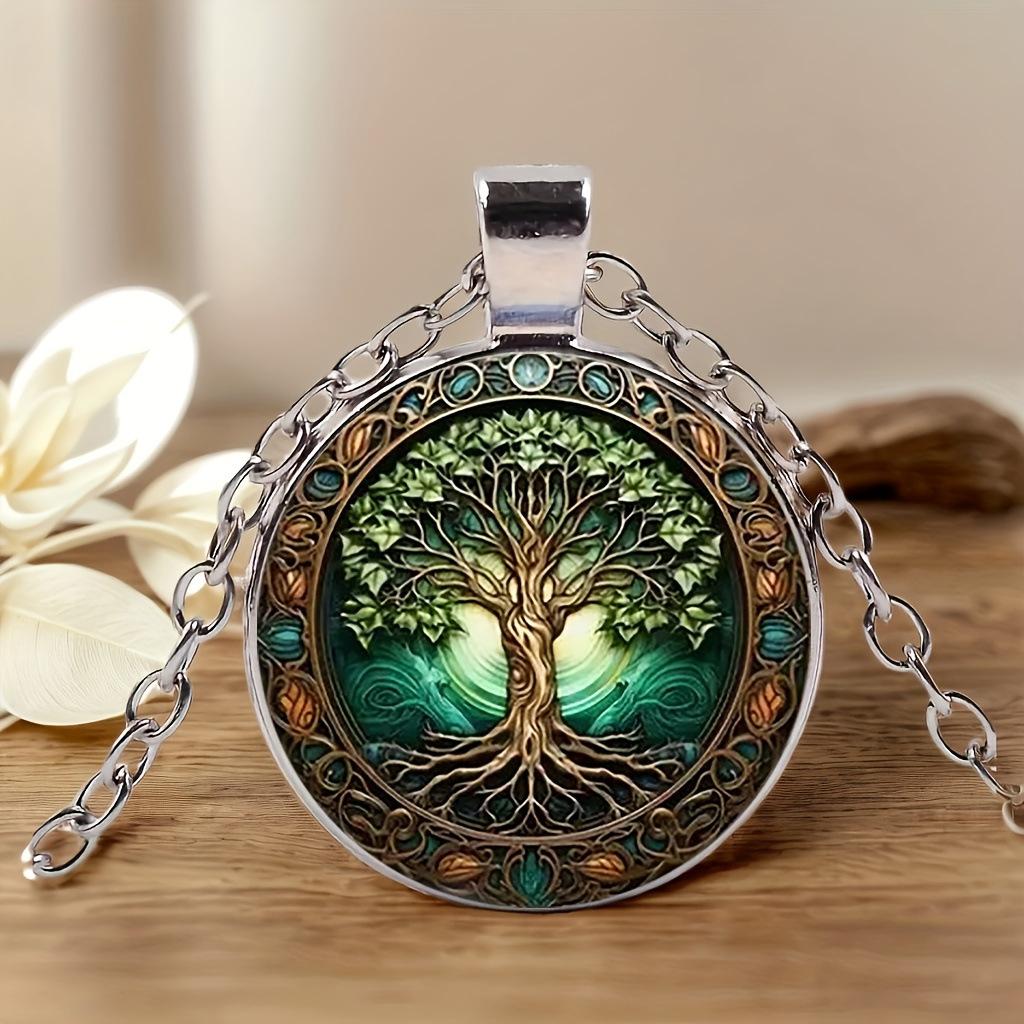 Exquisite Retro Style Tree of Life Pendant Necklace European and American Fashion Jewelry Necklace Christmas Gift