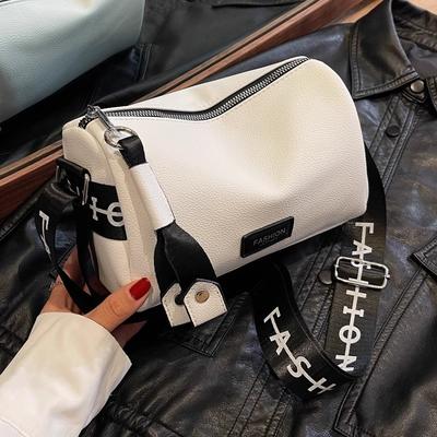 Niche Design Bag Women's Bag New Spring and Summer Soft Leather Shoulder Messenger Bag Versatile Casual Pillow Bag