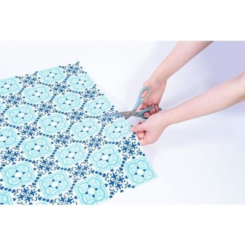 Alphamic Silicone Kitchen Mat, Heat-Resistant Placemat, Protects Countertops, Non-Slip, Scratch-Resistant, Stain-Resistant, Rolls Up for Storage, Cuts