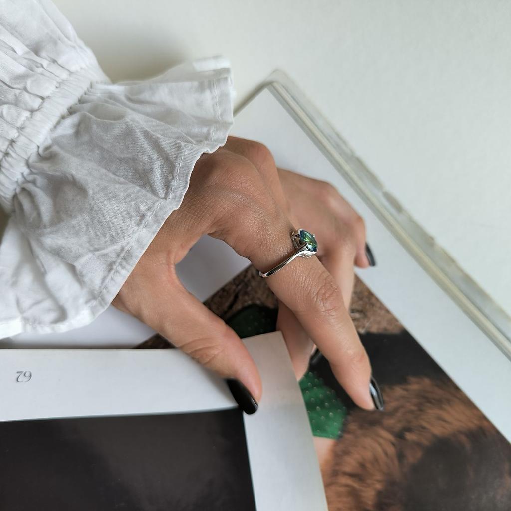 Серебряное кольцо с мистик топазом 0.925ct, вес изделия 2,41 гр (2190233)