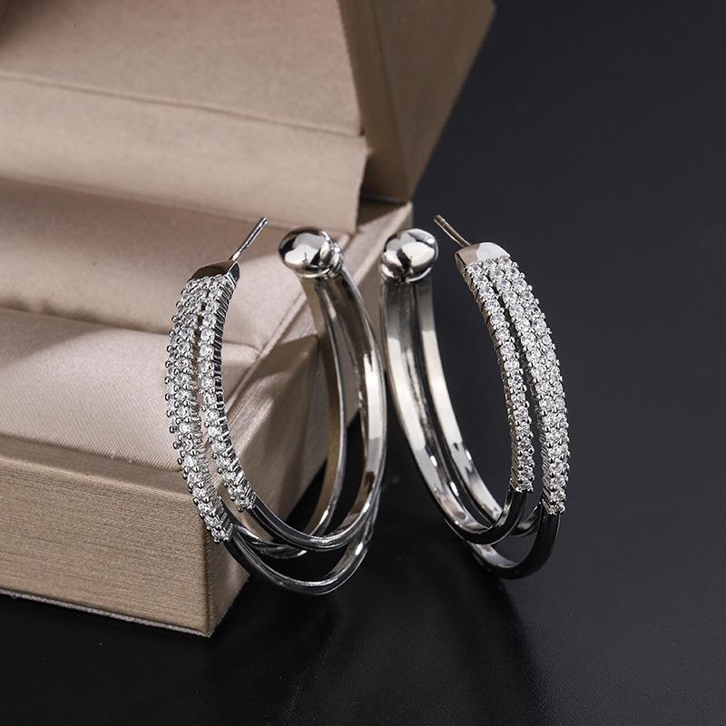 Big earrings European and American big circle full of diamonds earrings female Internet celebrities exaggerated geometric earrings versatile