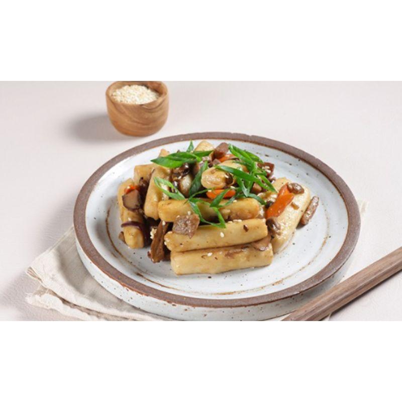 Miss Lee Royal Court Tteokbokki Sauce Korean Soy Sauce Rice Cake Sauce Sweet Savory Flavor 30g X3