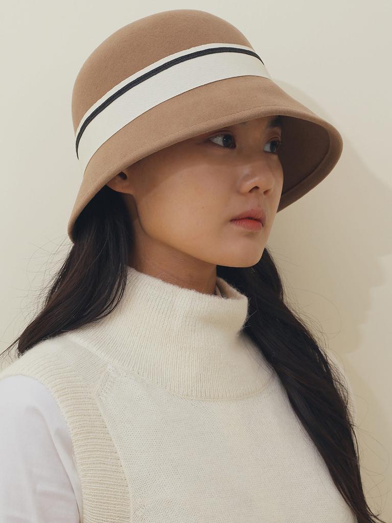 Meleuhen Revoir Wool Cloche Hat