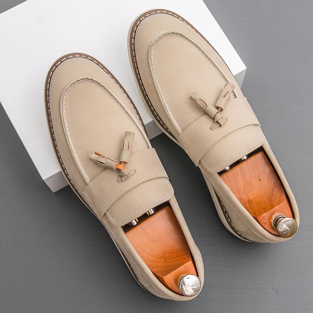 New Fashion Tassel Suede Leather Men Shoes Slip On Loafers Round Toe Dress Office Daily Commute Business Party Shoe for Man