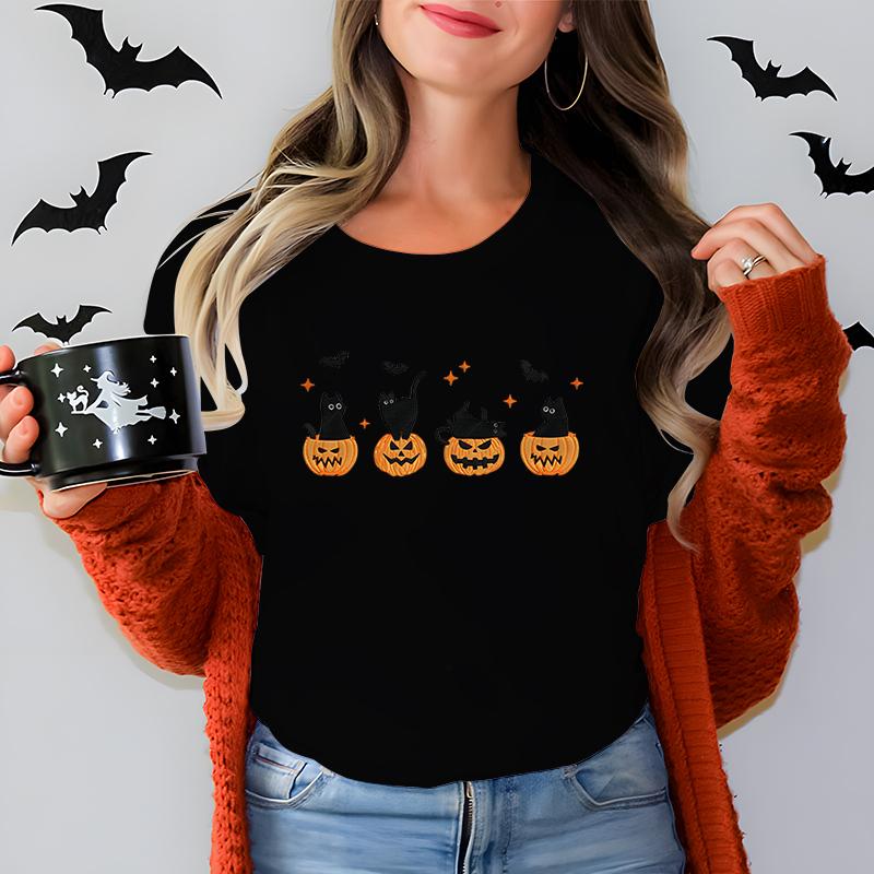 Black Cat Pumpkin Graphic T Shirts Women Trendy Halloween Retro Essential Classic Tops Cat Lover Spooky Season Halloween Tshirt