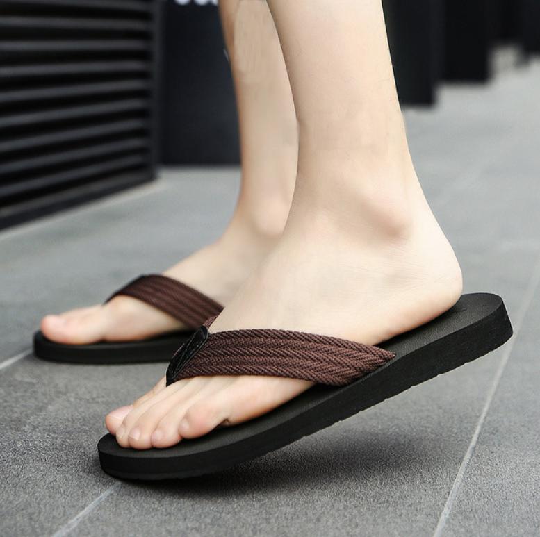 Fashion Beach Flip Flops Summer Men Flip Flops Shoes Sandals Open Toe Slipper indoor & outdoor Flip-flops 38-45 Male Shoes