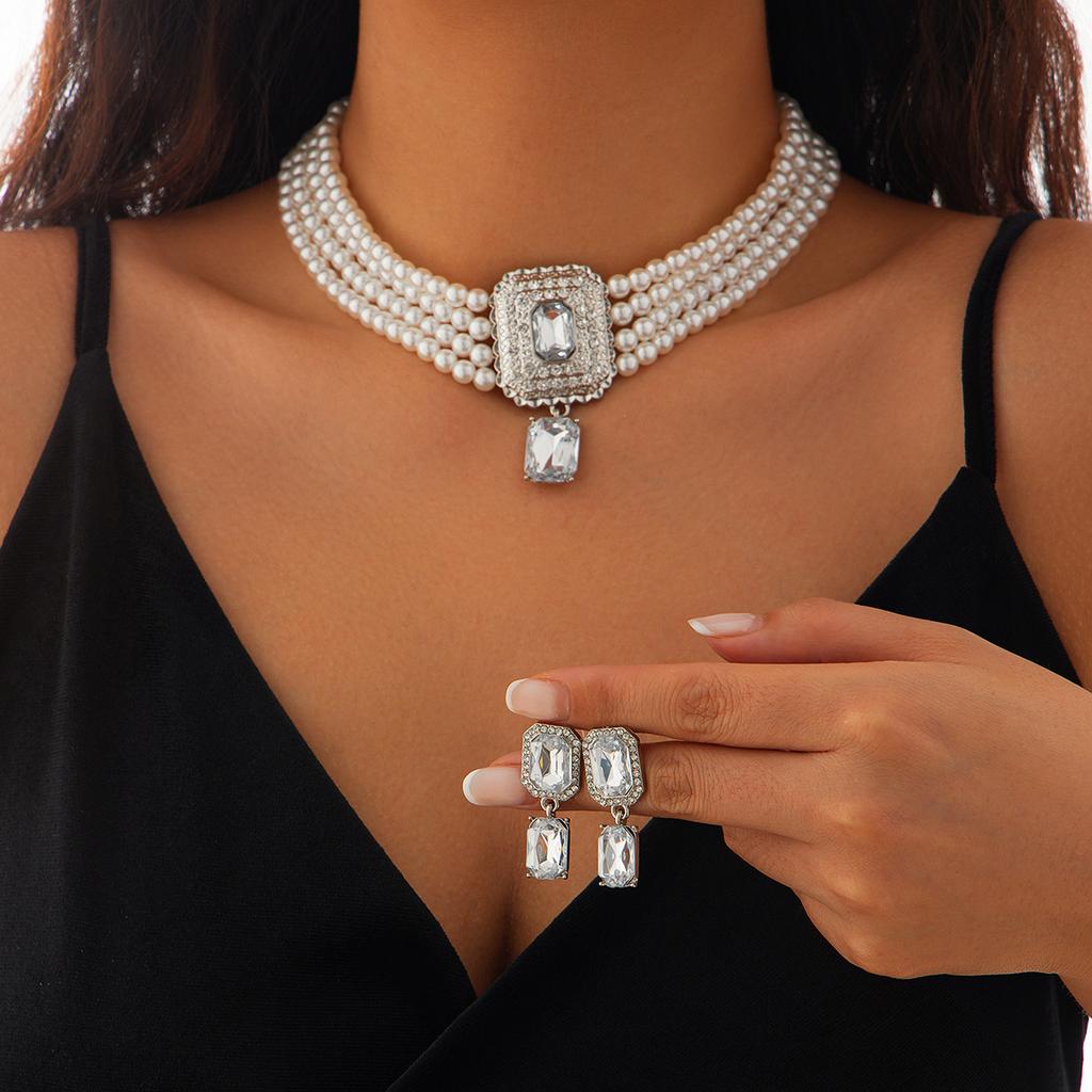 Retro Square Full of Diamonds, Imitation Pearl Choker Necklace, Temperament French Multi-layer Jewelry