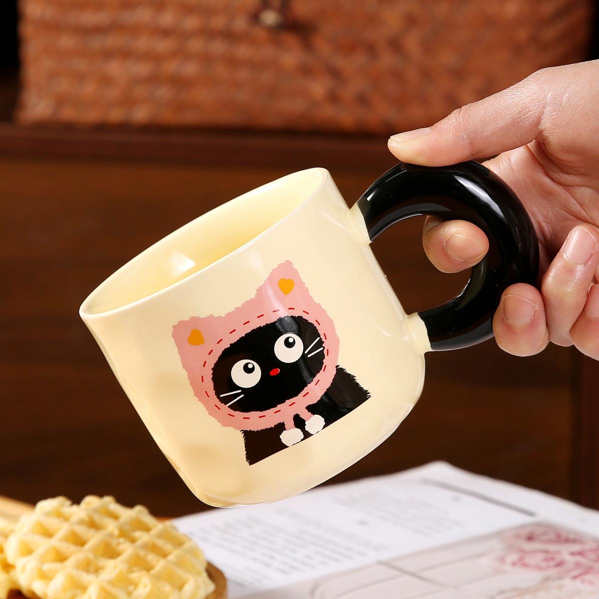 

Personalized Cat Mug with Lid Souvenir Cup Cute Ceramic Cup Cartoon Water Cup Gift High Appearance 301-400ml