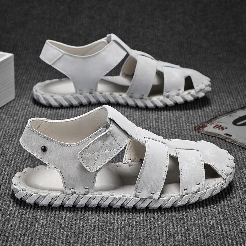 Foreign trade explosion Baotou summer new hand-sewn flat-soled sandals men's casual breathable beach shoes