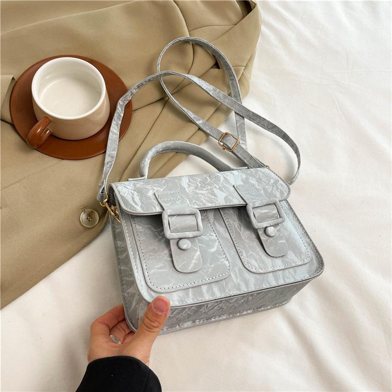 

Casual sweet cute Cambridge small bag messenger bag women 2025 autumn new fashion versatile Internet celebrity small square bag серебряный