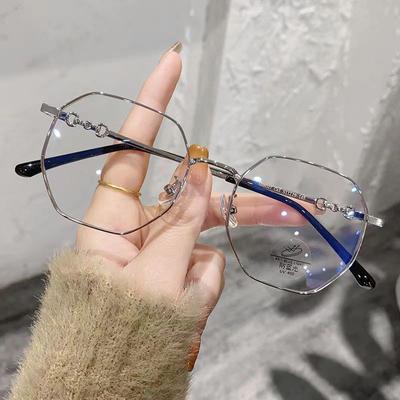 Trendy Photochrome Myopiebrille für Damen, Farbwechselnde Sonnenbrille für den Außenbereich, Luxuriöse quadratische Kurzsichtigkeitsbrille mit Minusdioptrien