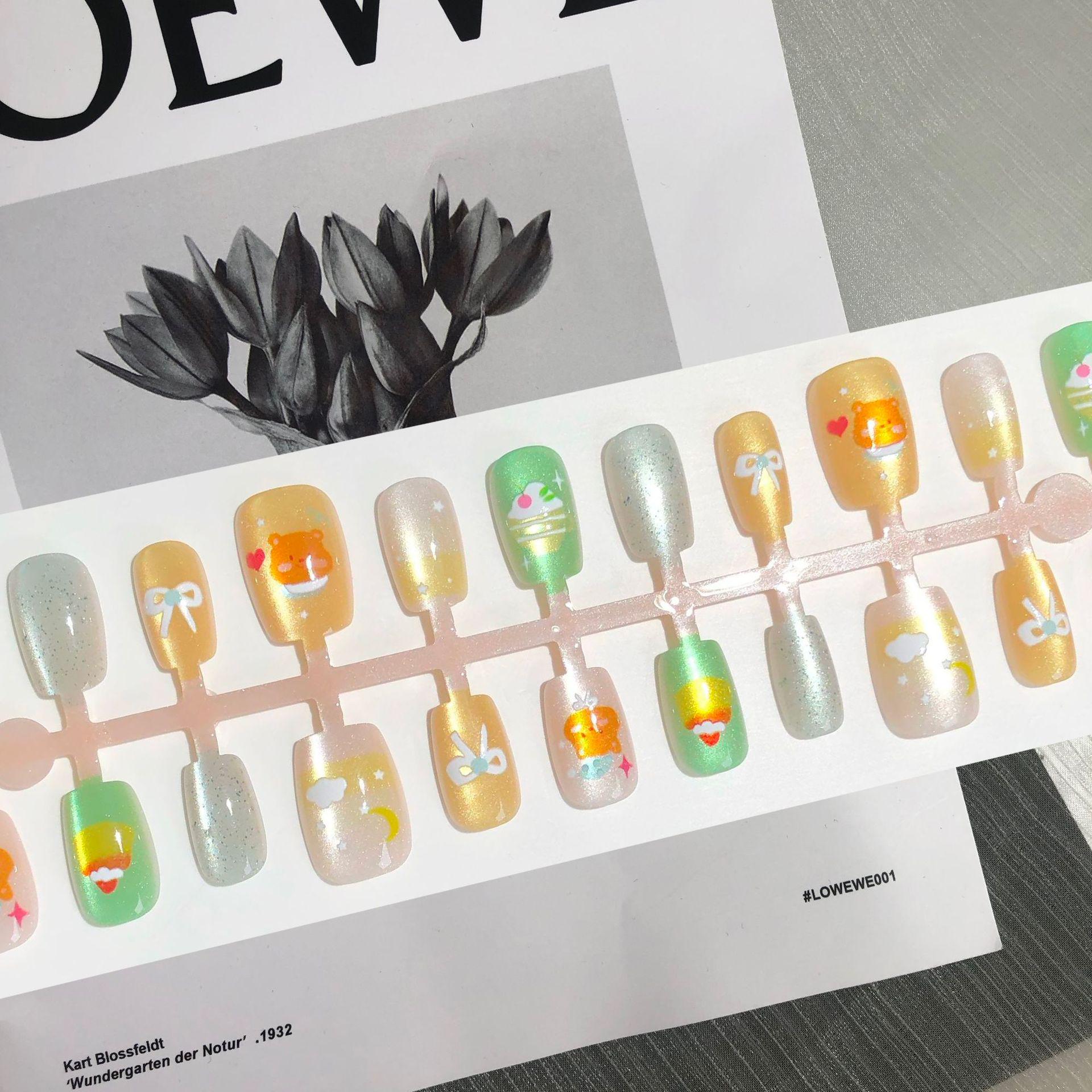 

Носимые патчи для ногтей «Кошачий глаз» с милым мультяшным дизайном «Кремовый торт» и «Мороженое» - 30 штук Butter Bear S-Only