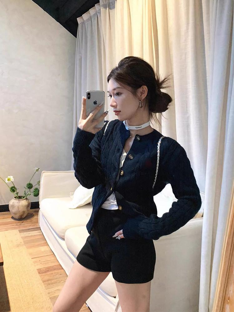 Korean Style Embroidered Pony Logo Knit Cardigan, Versatile Autumn Winter Round Neck Cable Sweater for Women