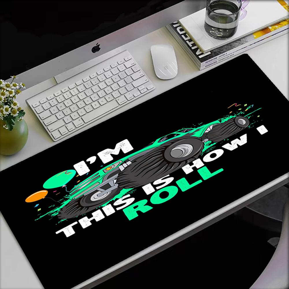 Tappetino Mouse Tema Camion, Base in Gomma Antiscivolo, Multifunzionale per Ufficio e Casa, Perfetto per la Personalizzazione dello Spazio di Lavoro.