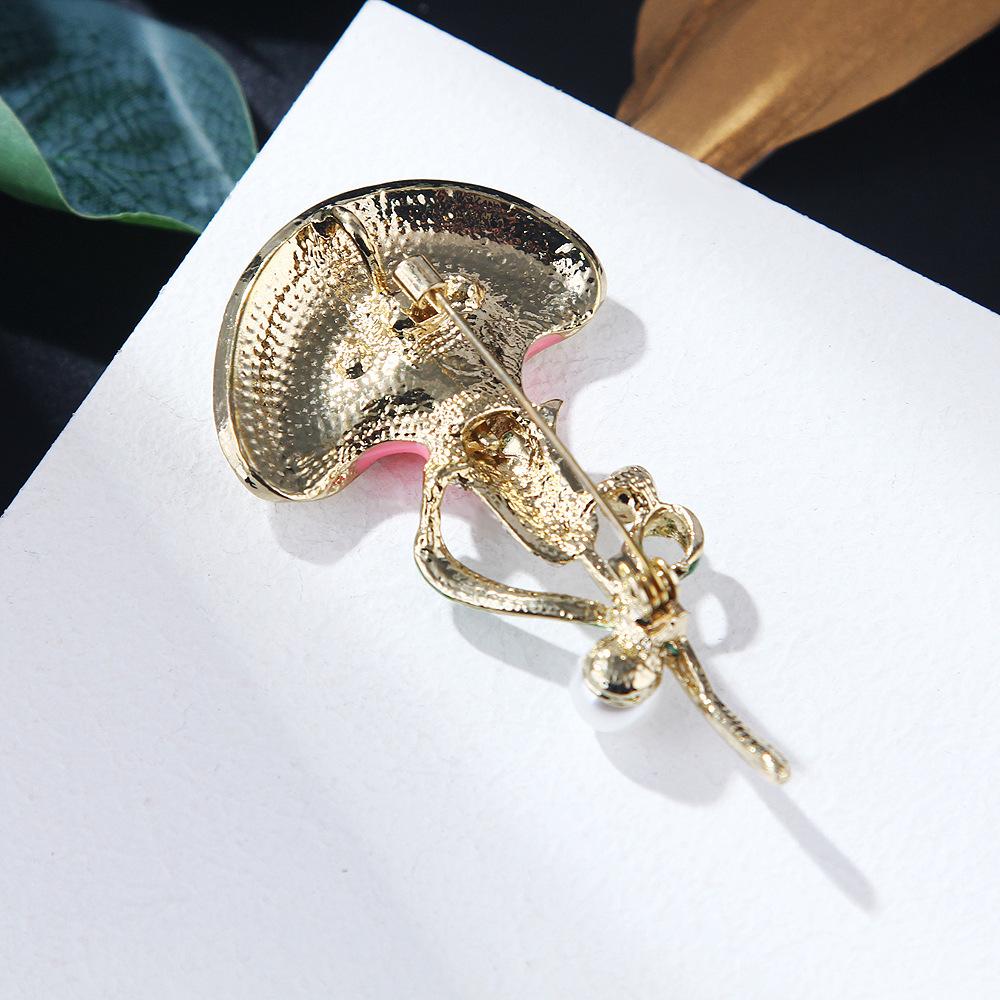 Plant Flower Brooch Simple Temperament Corsage Anti-travelling Enamel Silk Scarf Buckle Pearl Pin Accessories Perfect Gift for Couples
