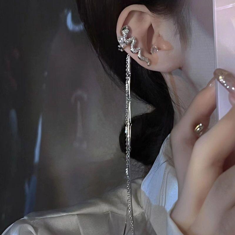 Trend Metal Wind Diamond-Encrusted Snake Tassel Ear Clip Chain No Ear Piercing Ear Bone Clip Geometric Earrings Women