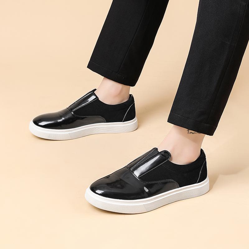 New Leisure Men Pu Leather Flats Slip on Outdoor Casual Shoes Low Top Lazy Shoes Non Slip Walking Loafers Moccasins for Male