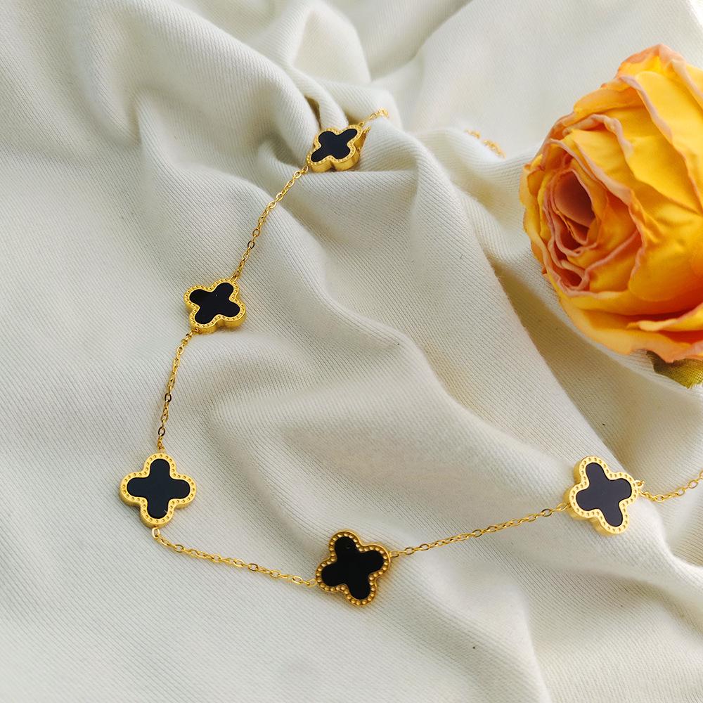 

High-End Titanium Steel Four-Leaf Clover Necklace – Non-Fading, Elegant Design