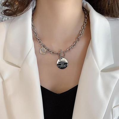 2025 Trendy Hip Hop Clavicle Necklace: Luxury Pendant Chain for Women