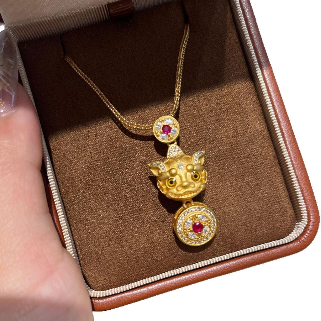 Diamond-Encrusted Lucky Pixiu Pendant, Wei Xue'S Same Necklace, Three-Dimensional Chiseling Process, Transshipment, Gathering Wealth Collarbone Chain
